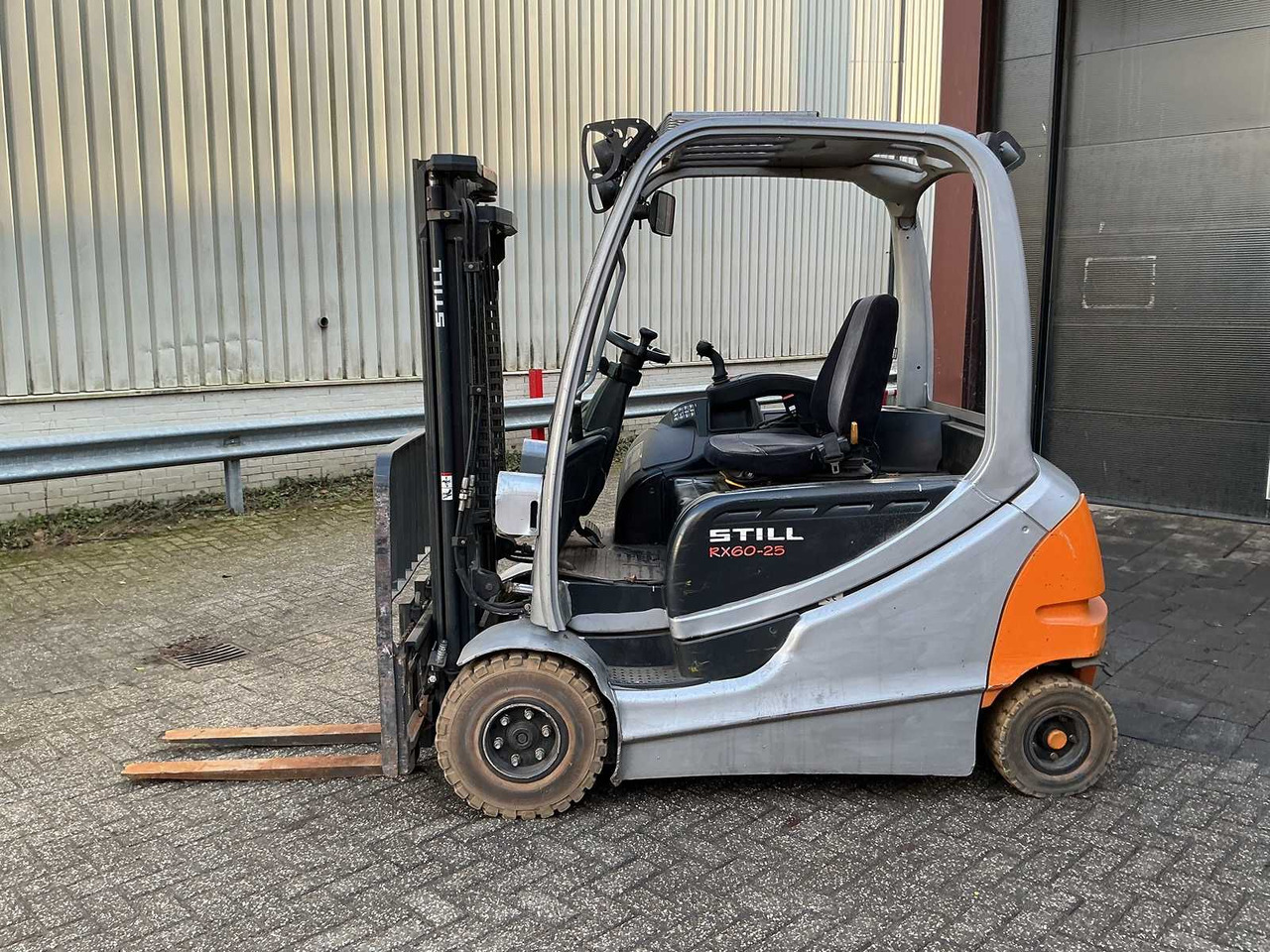 STILL - RX60-25 - FORKLIFT TRUCKS - 2012 - Forklift: picture 2 STILL - RX60-25 - FORKLIFT TRUCKS - 2012 - Forklift: picture 2