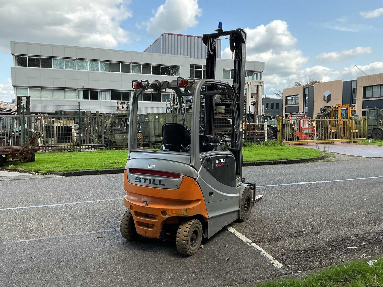 STILL - RX60-25 - FORKLIFT TRUCKS - 2017 - Forklift: picture 4 STILL - RX60-25 - FORKLIFT TRUCKS - 2017 - Forklift: picture 4