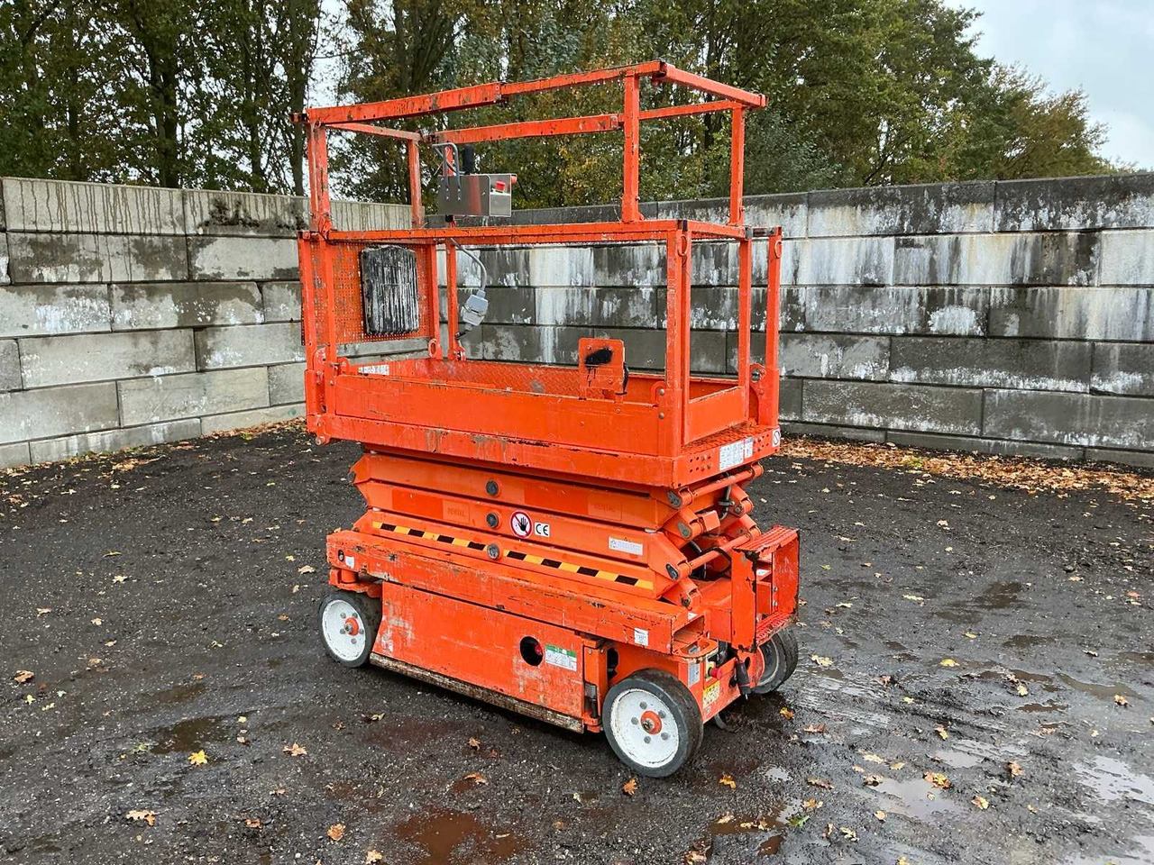 Skyjack SJ 111 3219 - Aerial platform: picture 3 Skyjack SJ 111 3219 - Aerial platform: picture 3