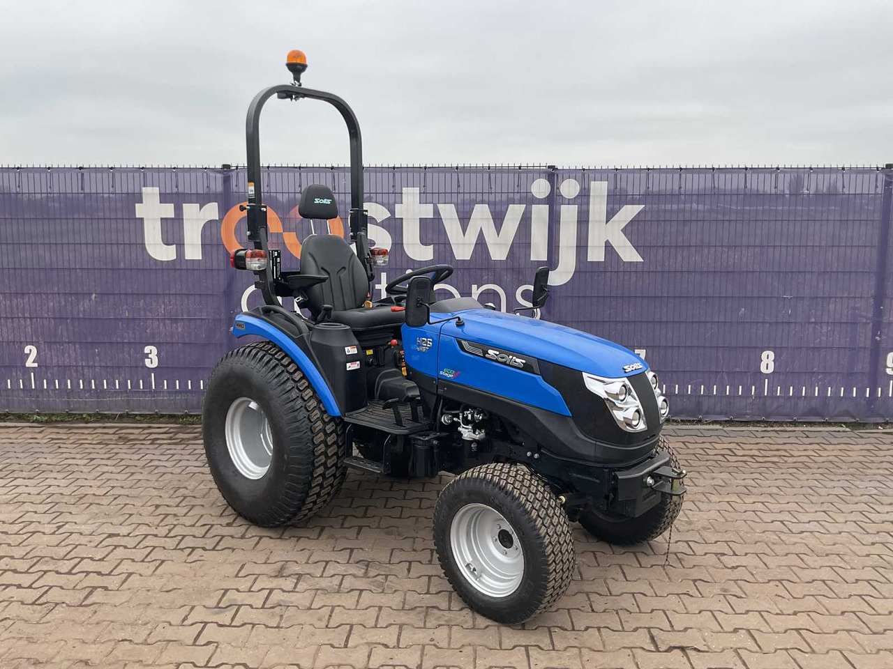 Solis H26 - Compact tractor: picture 2 Solis H26 - Compact tractor: picture 2