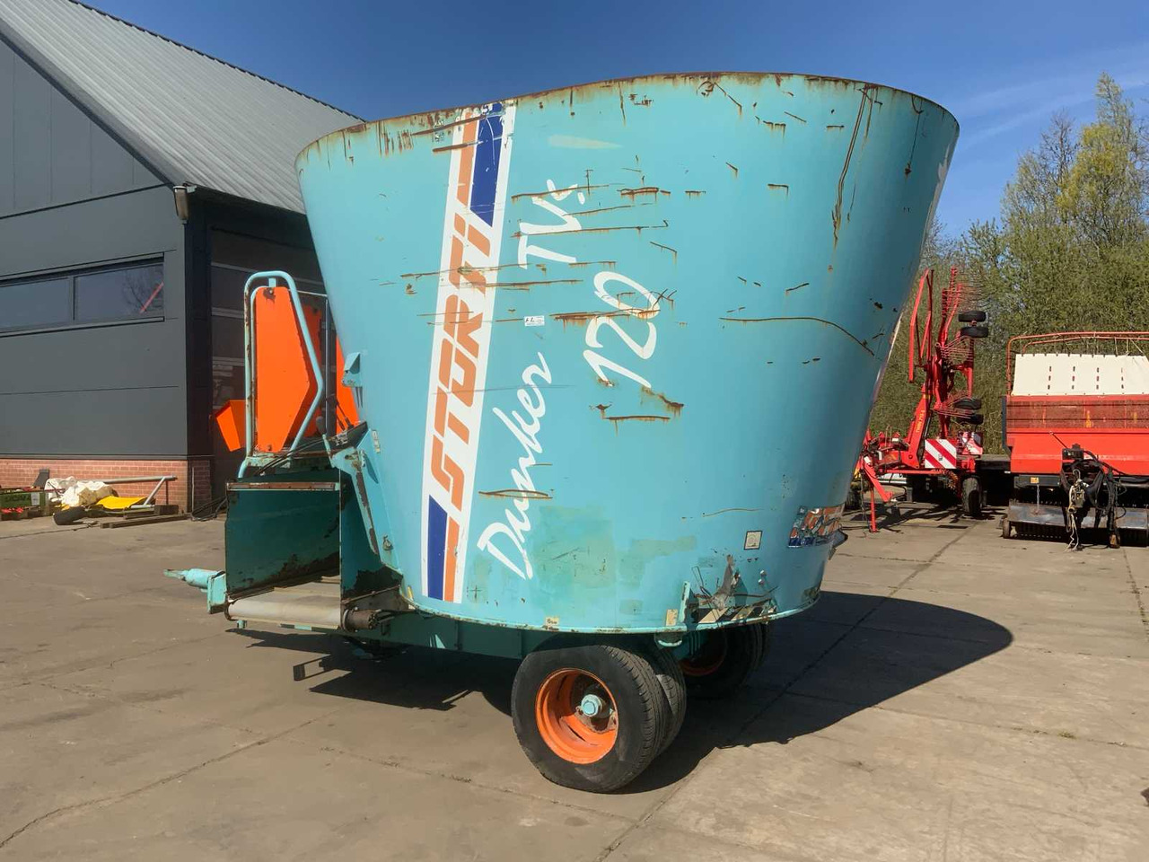Storti Dunker TVs 120 - Forage mixer wagon: picture 5 Storti Dunker TVs 120 - Forage mixer wagon: picture 5