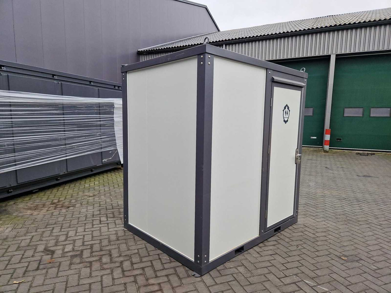 Greenland sanitairunit - Swap body/ Container: picture 4 Greenland sanitairunit - Swap body/ Container: picture 4