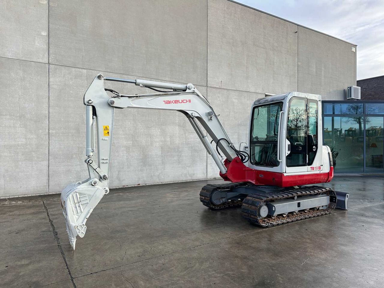 TAKEUCHI - TB150C - MIDI EXCAVATOR - Excavator: picture 1 TAKEUCHI - TB150C - MIDI EXCAVATOR - Excavator: picture 1