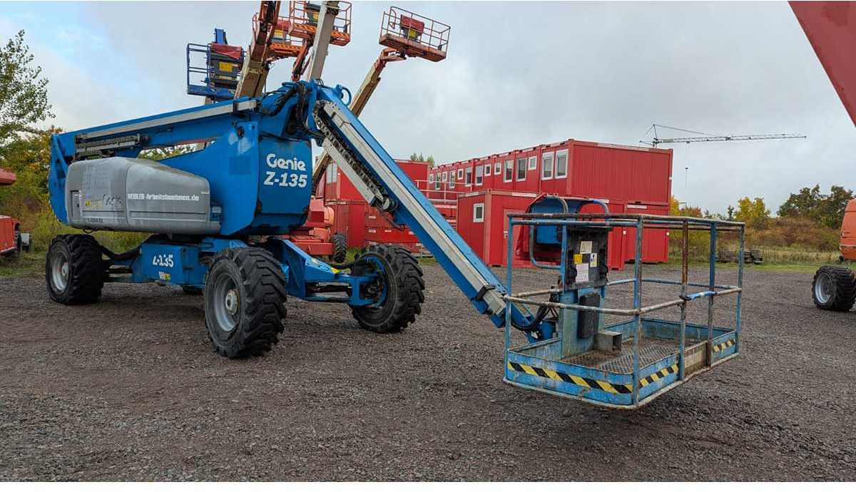 Terex Z135 - Aerial platform: picture 2 Terex Z135 - Aerial platform: picture 2