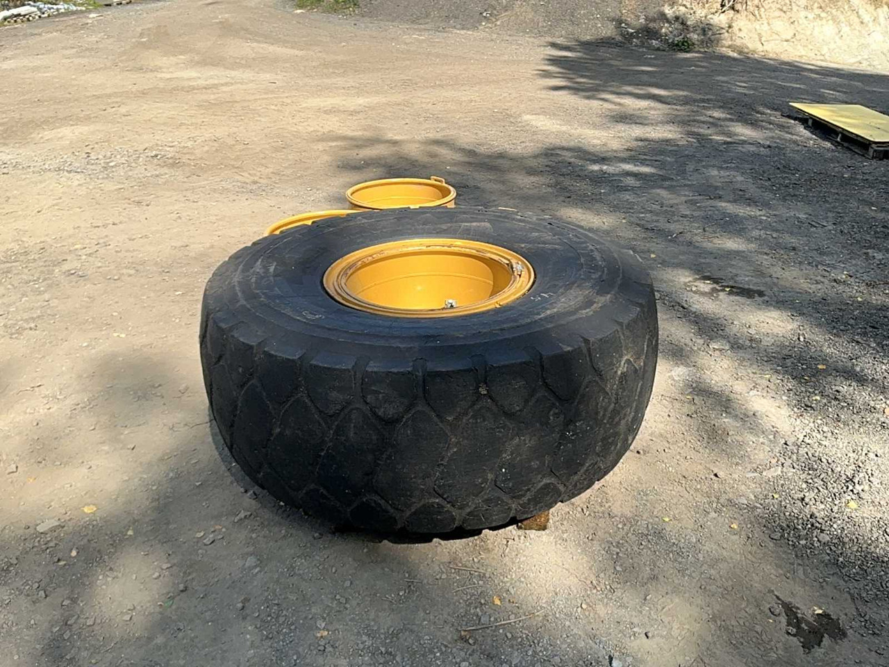 Tires, wheels and rims - Wheels and tires for Farm tractor: picture 2 Tires, wheels and rims - Wheels and tires for Farm tractor: picture 2