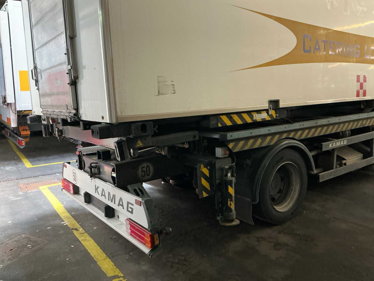 2002 MERCEDES-BENZ WBC22 CATERING TRUCK - Truck: picture 4 2002 MERCEDES-BENZ WBC22 CATERING TRUCK - Truck: picture 4