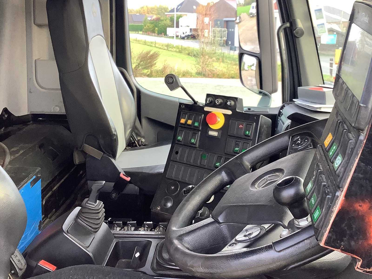 Truck MERCEDES-BENZ - AROCS 963-0-A - TRUCK - 2016: picture 10