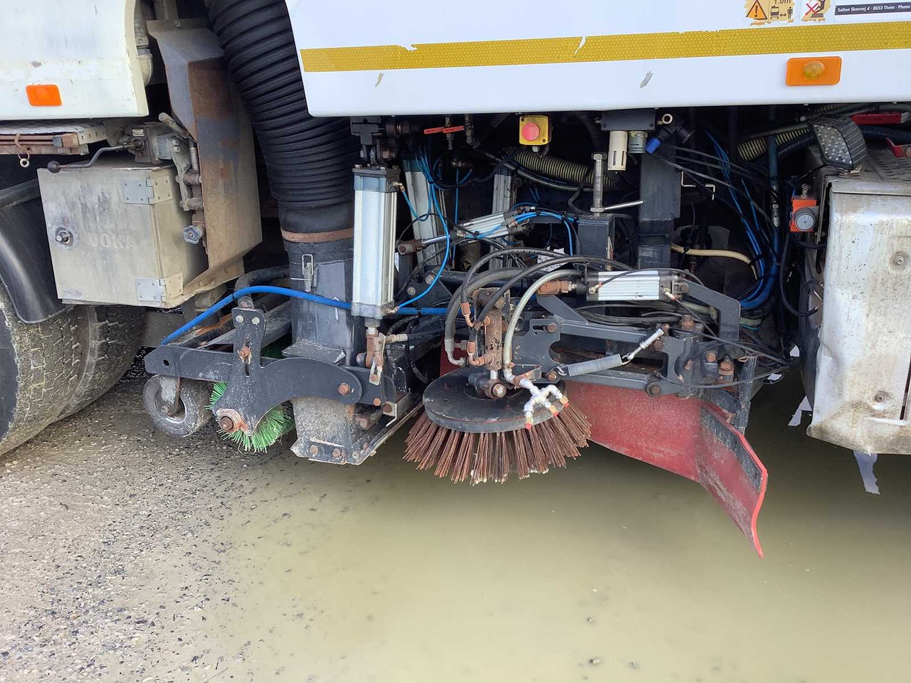 Truck MERCEDES-BENZ - AROCS 963-0-A - TRUCK - 2016: picture 11