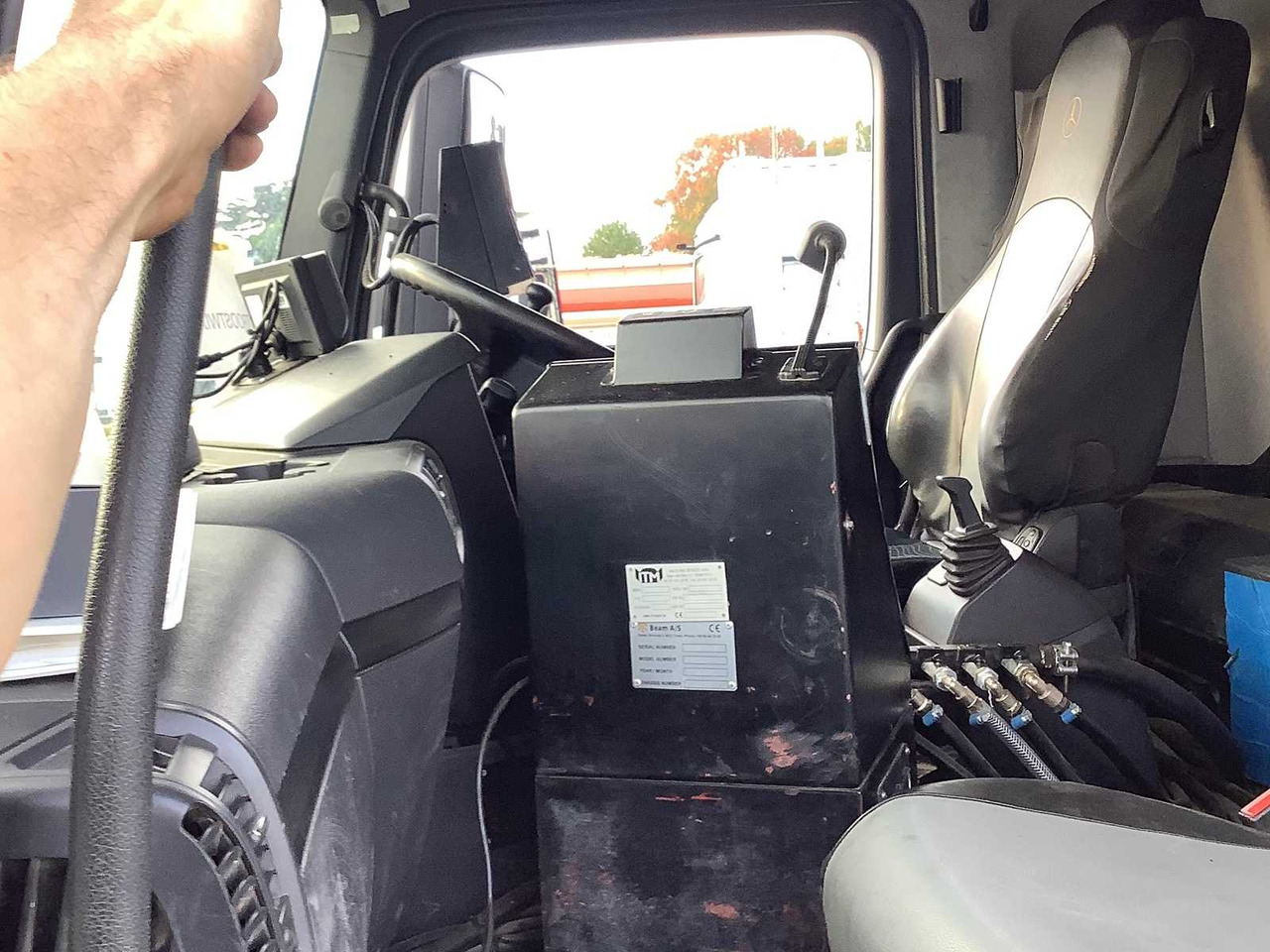 Truck MERCEDES-BENZ - AROCS 963-0-A - TRUCK - 2016: picture 9