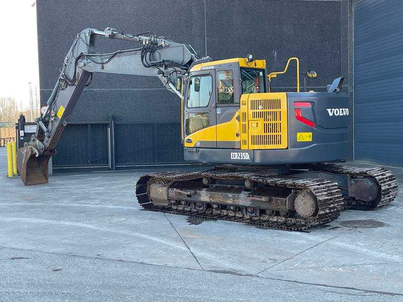 VOLVO - 2014 - ECR 235 DL - CRAWLER EXCAVATOR - Wheel excavator: picture 2 VOLVO - 2014 - ECR 235 DL - CRAWLER EXCAVATOR - Wheel excavator: picture 2