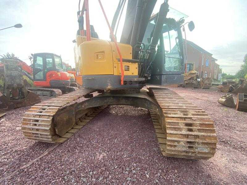 VOLVO ECR 235EL 25 TON CRAWLER EXCAVATOR - Excavator: picture 4 VOLVO ECR 235EL 25 TON CRAWLER EXCAVATOR - Excavator: picture 4