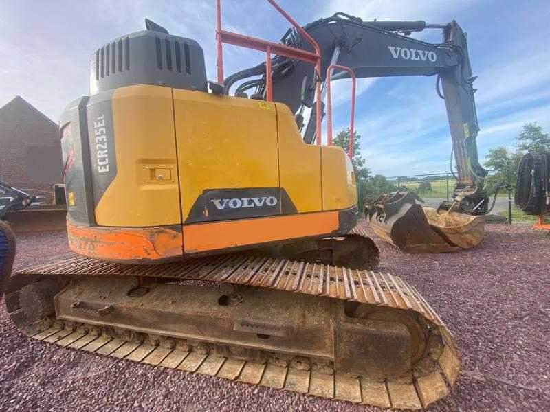 VOLVO ECR 235EL 25 TON CRAWLER EXCAVATOR - Excavator: picture 1 VOLVO ECR 235EL 25 TON CRAWLER EXCAVATOR - Excavator: picture 1
