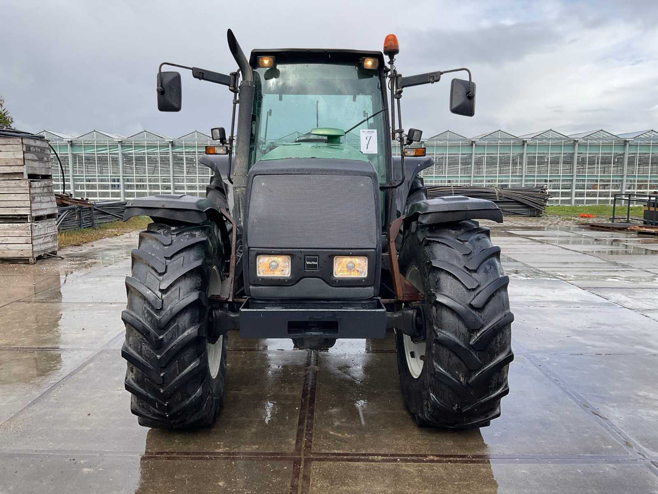 Valtra Valmet 8150 high tech - Farm tractor: picture 2 Valtra Valmet 8150 high tech - Farm tractor: picture 2