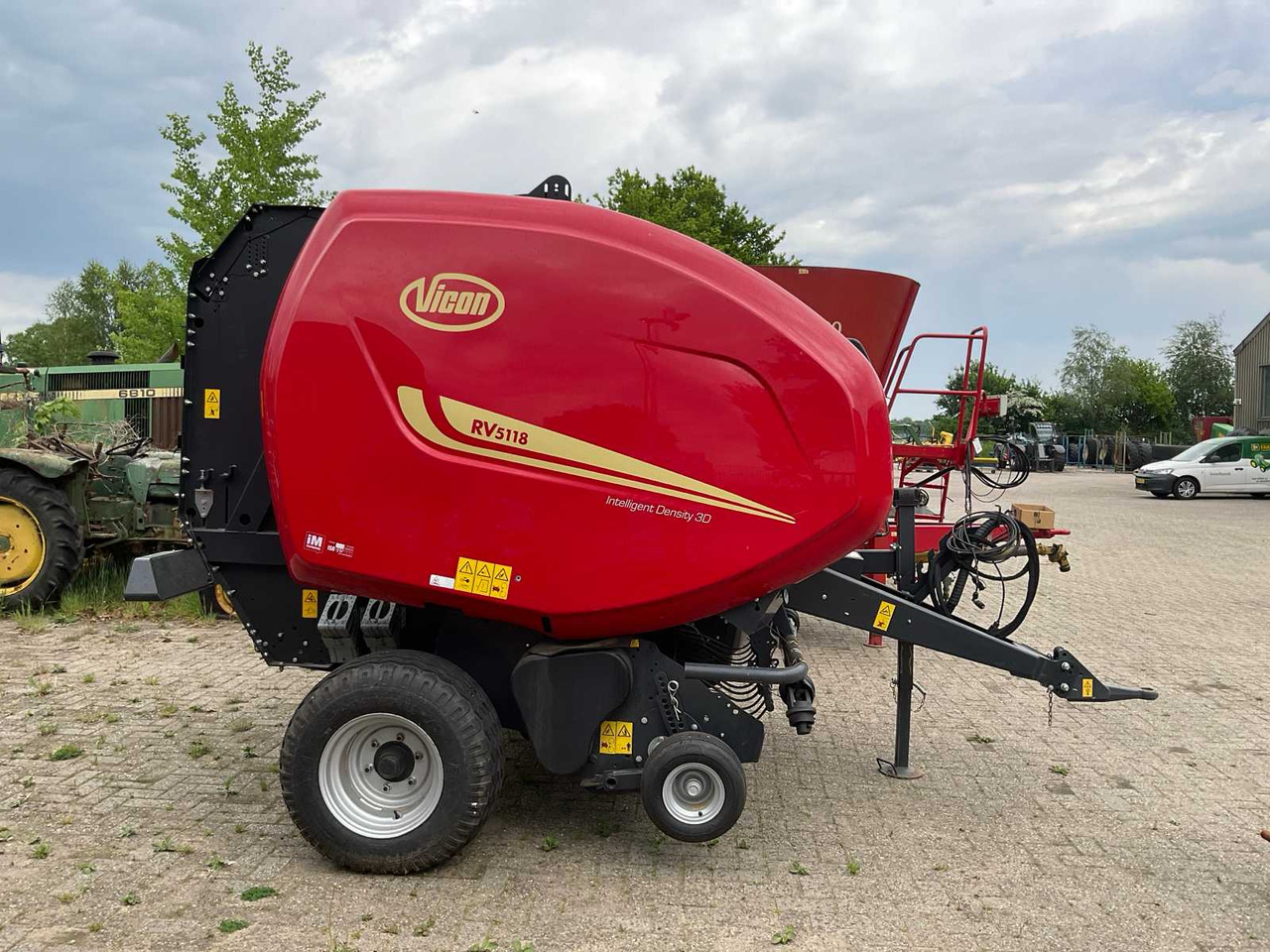 Vicon RV5118 FT - Round baler: picture 4 Vicon RV5118 FT - Round baler: picture 4