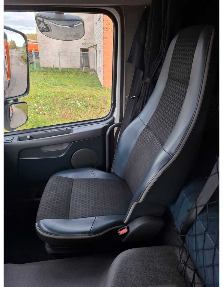 Dumper Volvo FM460: picture 17 Dumper Volvo FM460: picture 17