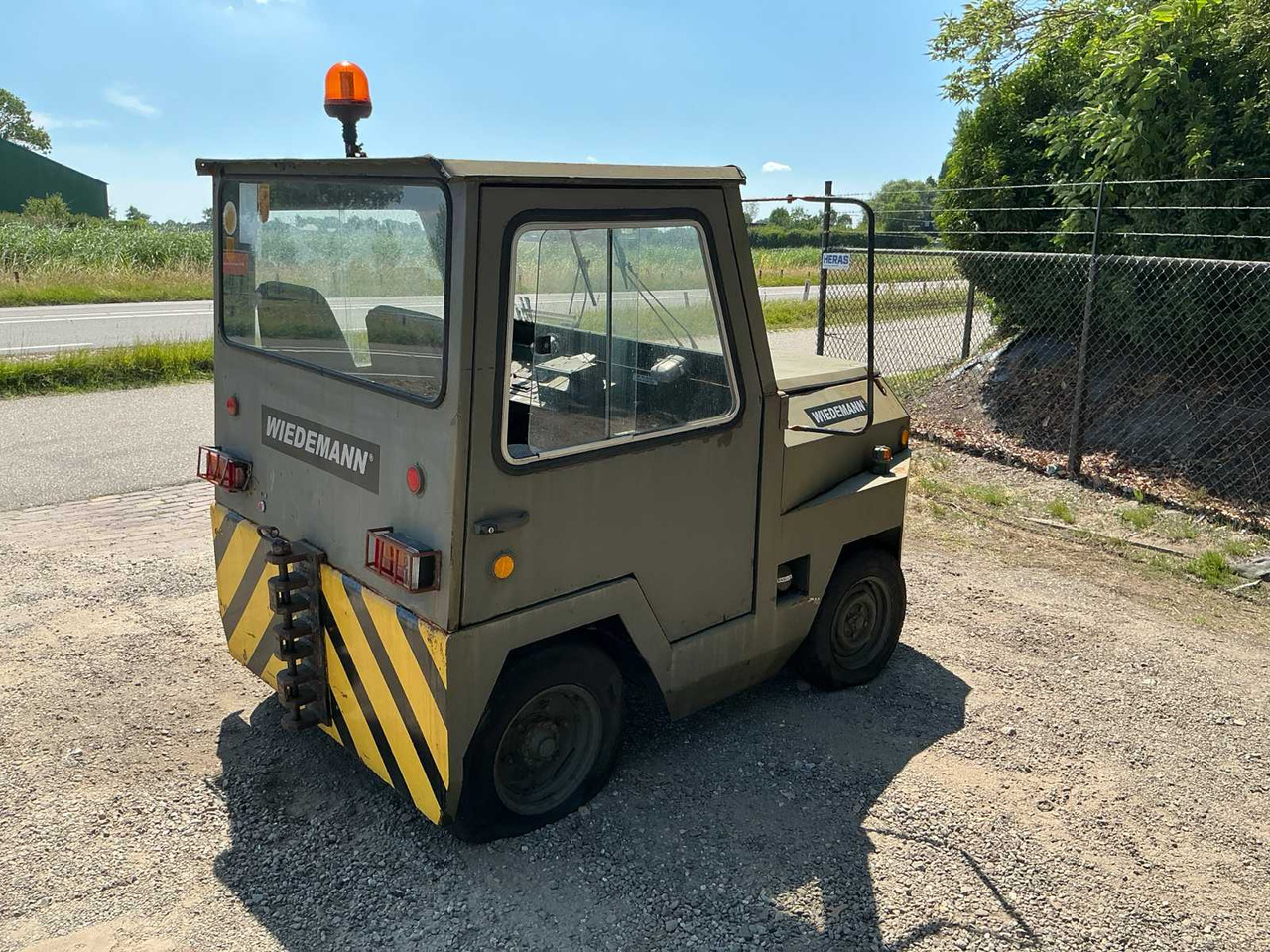 Wiedeman DS-30 - Farm tractor: picture 5 Wiedeman DS-30 - Farm tractor: picture 5