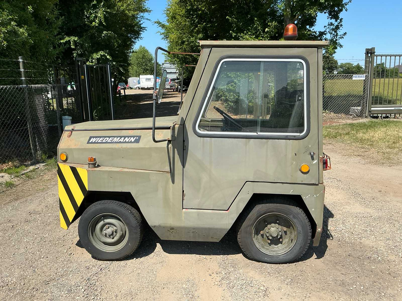 Wiedeman DS-30 - Farm tractor: picture 2 Wiedeman DS-30 - Farm tractor: picture 2