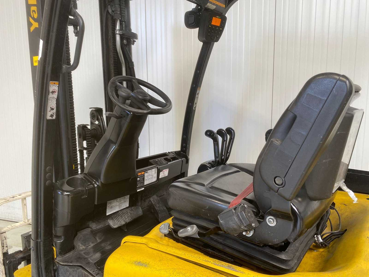 YALE - 2013 - ERP 35 VL - FORKLIFT - Forklift: picture 3 YALE - 2013 - ERP 35 VL - FORKLIFT - Forklift: picture 3