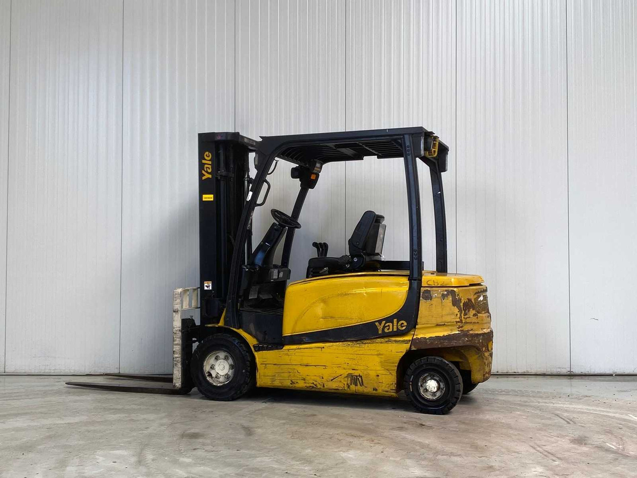 YALE - 2013 - ERP 35 VL - FORKLIFT - Forklift: picture 2 YALE - 2013 - ERP 35 VL - FORKLIFT - Forklift: picture 2