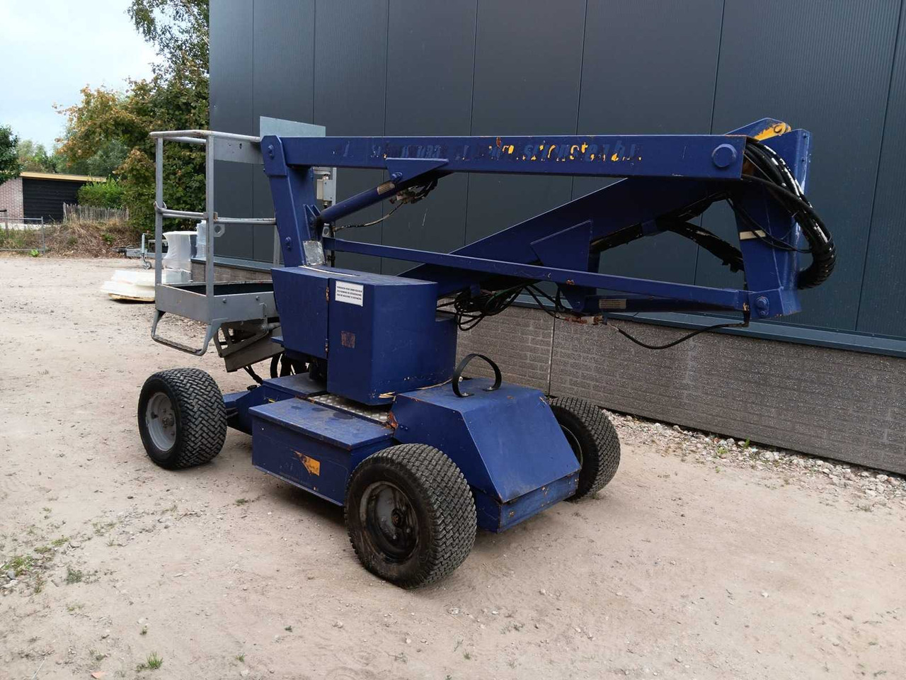 Niftylift HR12NDE - Aerial platform: picture 1 Niftylift HR12NDE - Aerial platform: picture 1