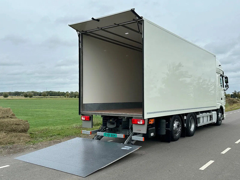 DAF XF 480 XF480.26 FAN. EURO6. 760x250x270 NIEUWE OPBOUW 3 tons LAADKLEP - Box truck: picture 4 DAF XF 480 XF480.26 FAN. EURO6. 760x250x270 NIEUWE OPBOUW 3 tons LAADKLEP - Box truck: picture 4
