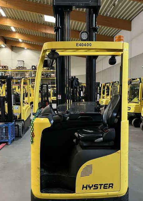 Hyster R1.6 - Reach truck: picture 1 Hyster R1.6 - Reach truck: picture 1