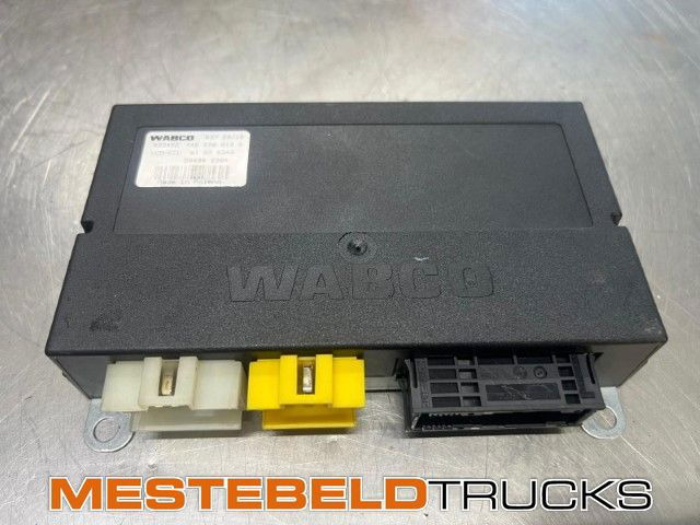 Iveco VCM-ECU regeleenheid Eurocargo - Electrical system for Truck: picture 1 Iveco VCM-ECU regeleenheid Eurocargo - Electrical system for Truck: picture 1