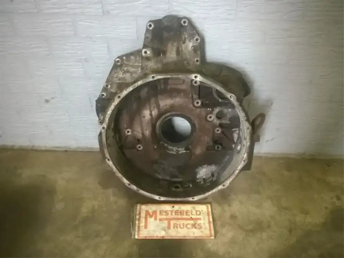 MAN Vliegwielhuis Bus - Engine and parts for Truck: picture 1 MAN Vliegwielhuis Bus - Engine and parts for Truck: picture 1