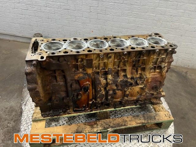 Mercedes-Benz Cilinderkop OM 471LA - Engine for Truck: picture 4 Mercedes-Benz Cilinderkop OM 471LA - Engine for Truck: picture 4