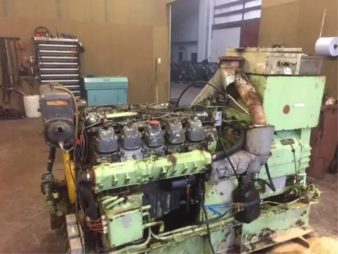 Mercedes-Benz Generator 200 KVA - Generator set: picture 2 Mercedes-Benz Generator 200 KVA - Generator set: picture 2
