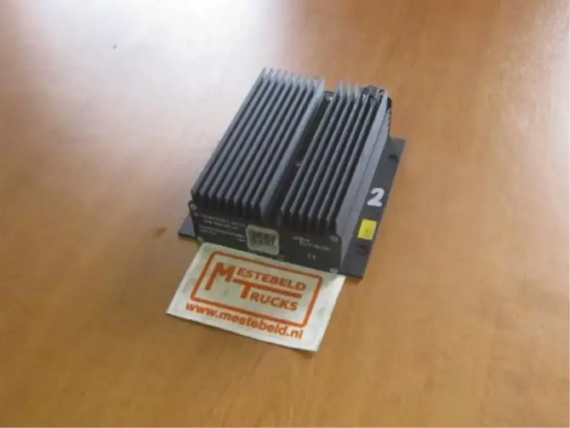 Mercedes-Benz Omvormer - Electrical system for Truck: picture 1 Mercedes-Benz Omvormer - Electrical system for Truck: picture 1