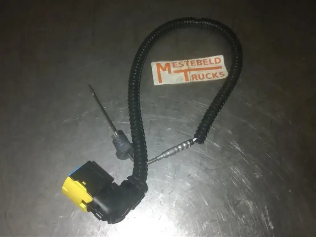 Mercedes-Benz Temperatuursensor katalysator - Electrical system for Truck: picture 1 Mercedes-Benz Temperatuursensor katalysator - Electrical system for Truck: picture 1