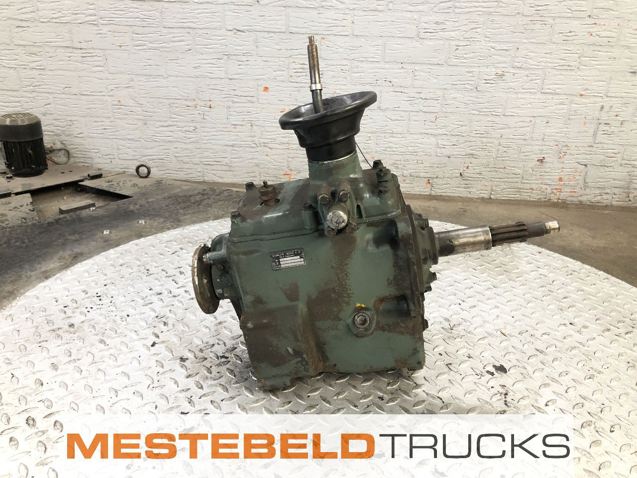Mercedes-Benz Versnellingsbak G2/27-5/7.36 - Gearbox and parts for Truck: picture 1 Mercedes-Benz Versnellingsbak G2/27-5/7.36 - Gearbox and parts for Truck: picture 1