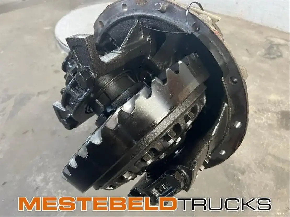 Volvo Differentieel RSS1132 A4.50-1  - Rear axle for Truck: picture 1 Volvo Differentieel RSS1132 A4.50-1  - Rear axle for Truck: picture 1