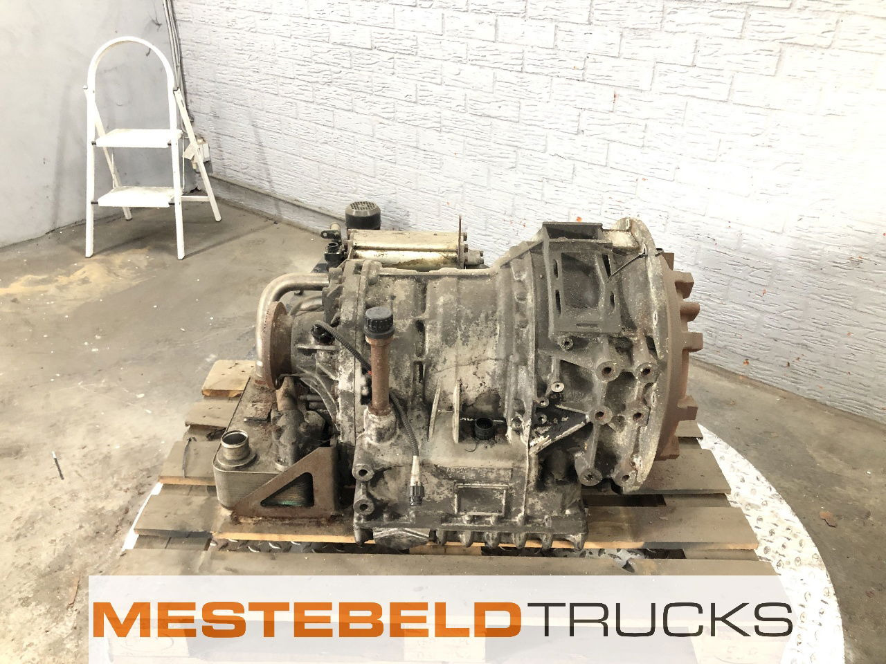 Volvo Versnellingsbak 5 HP 602 C Bus - Gearbox and parts for Truck: picture 3 Volvo Versnellingsbak 5 HP 602 C Bus - Gearbox and parts for Truck: picture 3