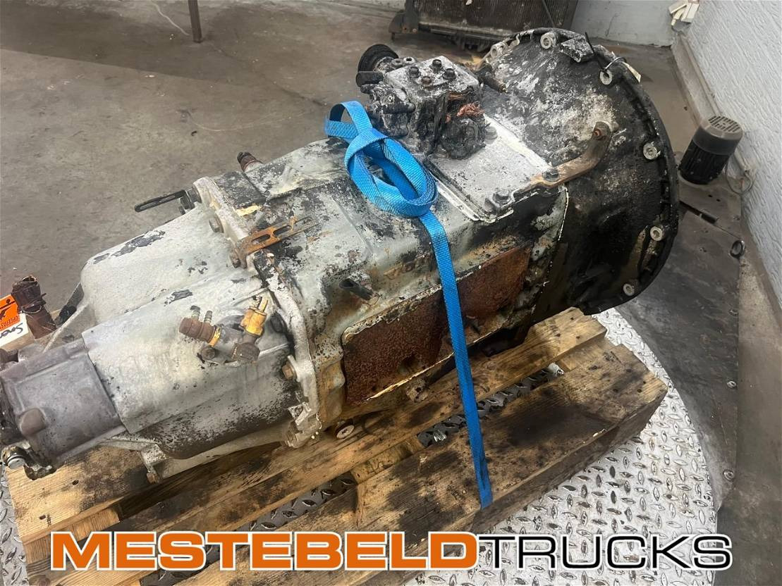 Volvo Versnellingsbak R 1700  - Gearbox for Truck: picture 2 Volvo Versnellingsbak R 1700  - Gearbox for Truck: picture 2