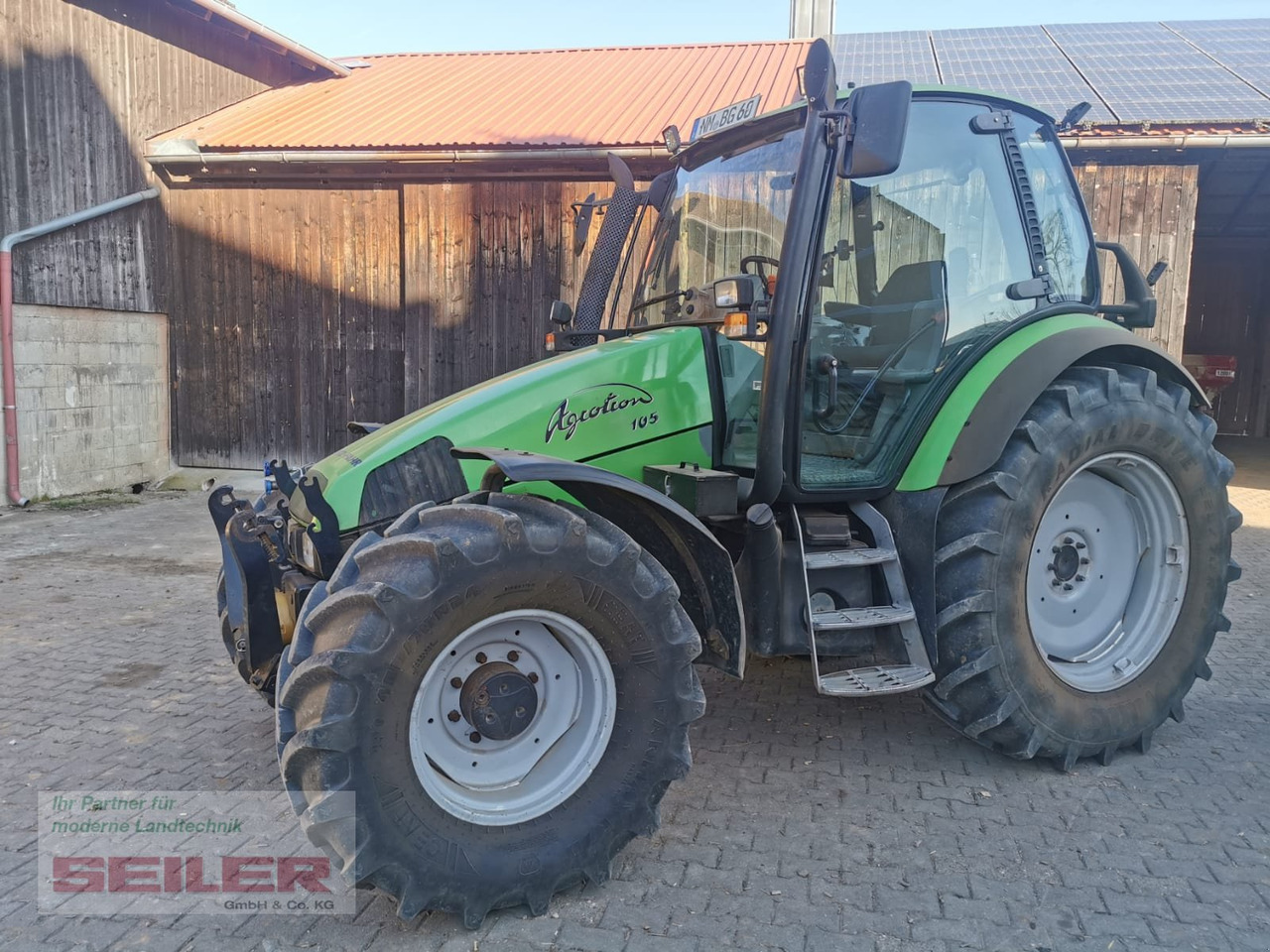 Deutz-Fahr Agrotron 105 MK 2 - Farm tractor: picture 1 Deutz-Fahr Agrotron 105 MK 2 - Farm tractor: picture 1