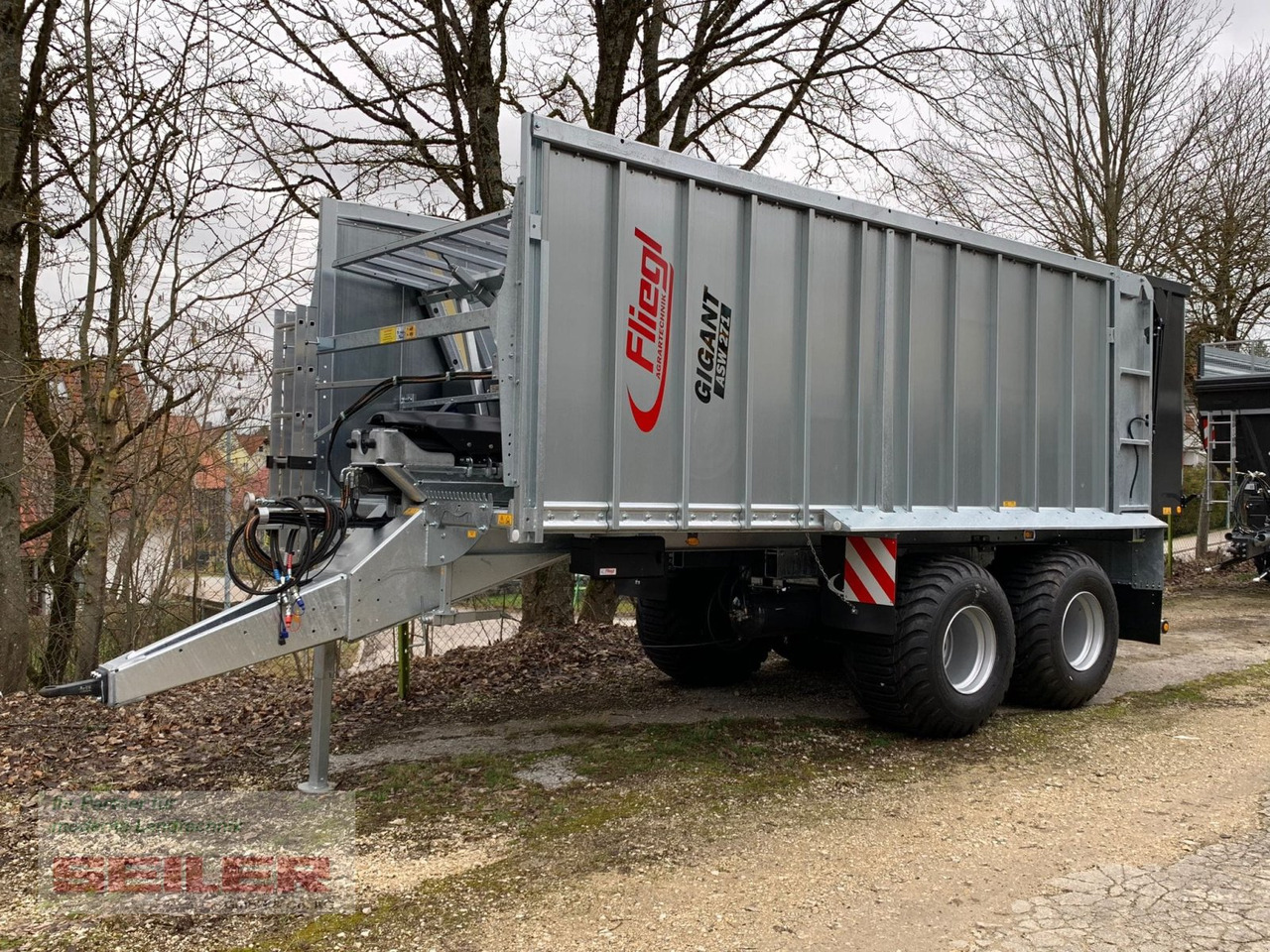 Fliegl ASW 271 C FOX Lenkachse 22,5" 35m³ - Self-loading wagon: picture 1 Fliegl ASW 271 C FOX Lenkachse 22,5" 35m³ - Self-loading wagon: picture 1