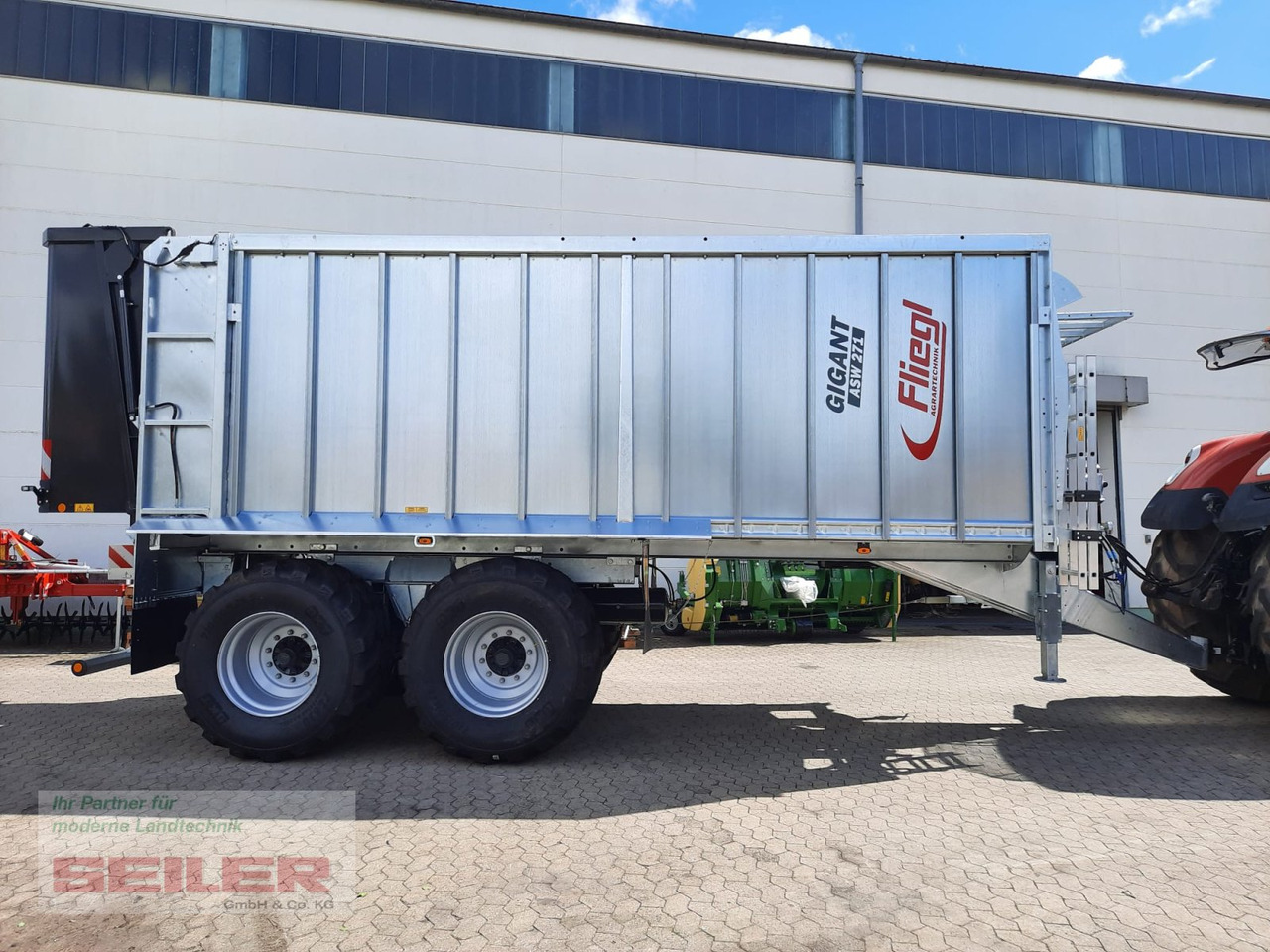 Fliegl ASW 271 C FOX Lenkachse 26,5" 35m³ - Self-loading wagon: picture 3 Fliegl ASW 271 C FOX Lenkachse 26,5" 35m³ - Self-loading wagon: picture 3