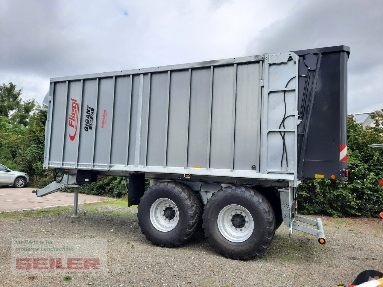 Fliegl ASW 271 C FOX "Franken-Renner" 40m³ - Self-loading wagon: picture 5 Fliegl ASW 271 C FOX "Franken-Renner" 40m³ - Self-loading wagon: picture 5