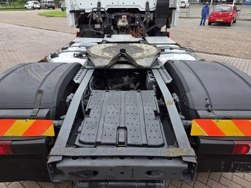 Mercedes-Benz Actros 1845 Retarder 2x tanks Automatic - Tractor truck: picture 5 Mercedes-Benz Actros 1845 Retarder 2x tanks Automatic - Tractor truck: picture 5