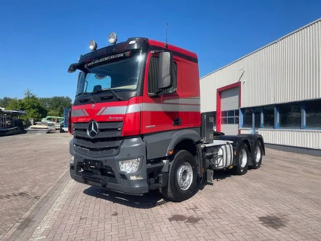 Mercedes-Benz Actros 2653 6x4 Blatt / Luft / Luft Low km! - Tractor truck: picture 3 Mercedes-Benz Actros 2653 6x4 Blatt / Luft / Luft Low km! - Tractor truck: picture 3