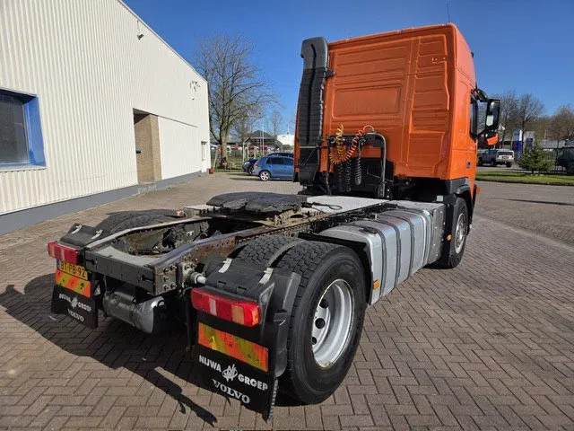 Volvo FM 12.400 NL-TRUCK - Tractor truck: picture 5 Volvo FM 12.400 NL-TRUCK - Tractor truck: picture 5