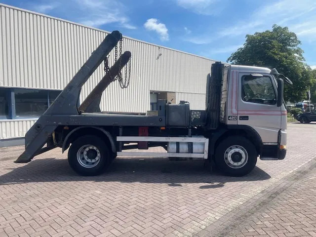 Volvo Full Steel - Container transporter/ Swap body truck: picture 2 Volvo Full Steel - Container transporter/ Swap body truck: picture 2