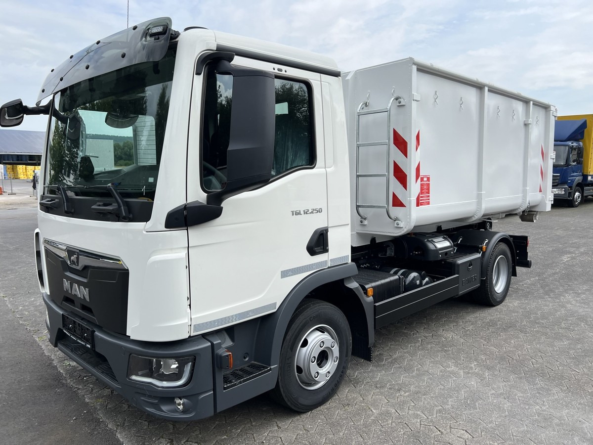 MAN TGL 12.250 BL NEU City Abrollkipper PowerMatic - Tipper van: picture 4 MAN TGL 12.250 BL NEU City Abrollkipper PowerMatic - Tipper van: picture 4