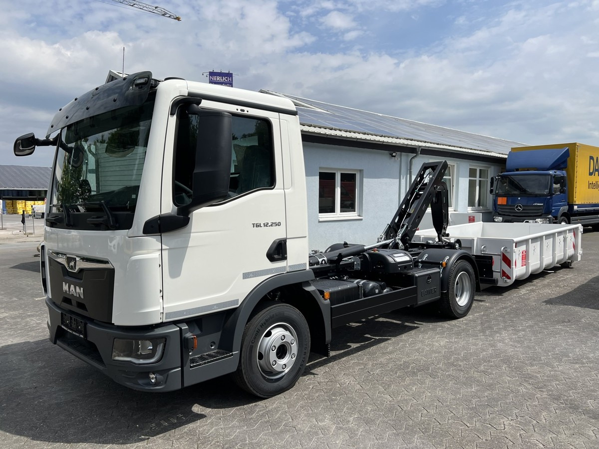 MAN TGL 12.250 BL NEU City Abrollkipper PowerMatic s - Hook lift truck: picture 1 MAN TGL 12.250 BL NEU City Abrollkipper PowerMatic s - Hook lift truck: picture 1
