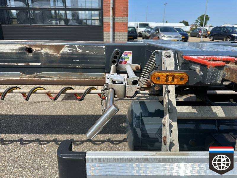 D-Tec FLEXITRAILER LIFT AXLE - DISKBRAKES - 20/30/40/45 HC - CONCOURSTAAT - Container transporter/ Swap body semi-trailer: picture 4 D-Tec FLEXITRAILER LIFT AXLE - DISKBRAKES - 20/30/40/45 HC - CONCOURSTAAT - Container transporter/ Swap body semi-trailer: picture 4