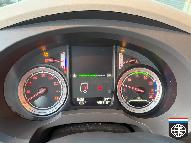 Box truck DAF LF 180 FA TAIL LIFT - GOOD TYRES - SMART TACHO 2: picture 11 Box truck DAF LF 180 FA TAIL LIFT - GOOD TYRES - SMART TACHO 2: picture 11