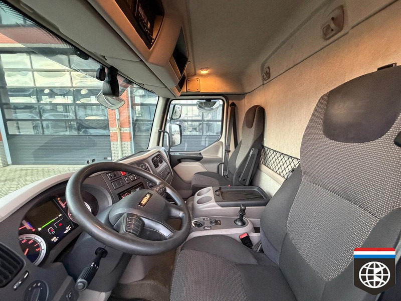 Box truck DAF LF 180 FA TAIL LIFT - GOOD TYRES - SMART TACHO 2: picture 10 Box truck DAF LF 180 FA TAIL LIFT - GOOD TYRES - SMART TACHO 2: picture 10