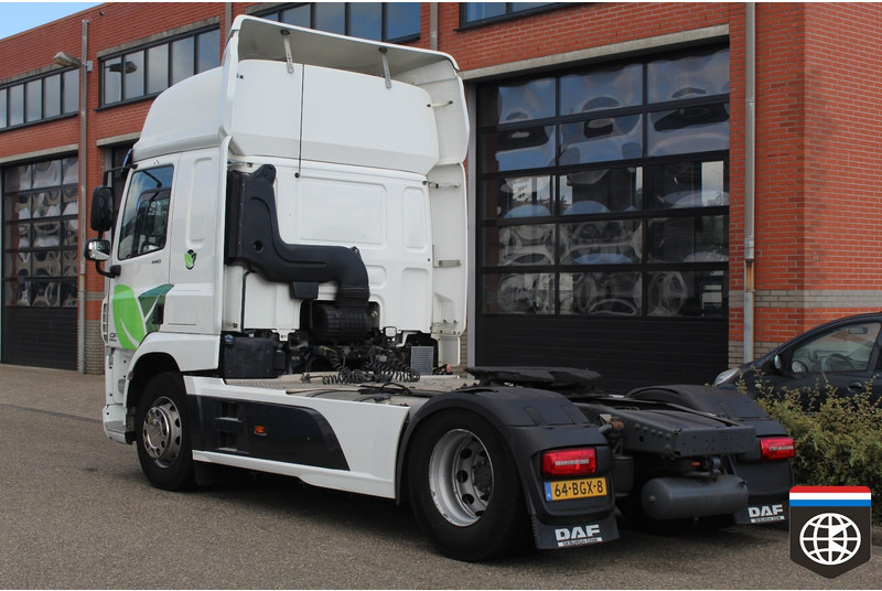 DAF CF 440 FT 2 x TANK - SMART TACHO 2 - LEATHER INTERIEUR - Tractor truck: picture 4 DAF CF 440 FT 2 x TANK - SMART TACHO 2 - LEATHER INTERIEUR - Tractor truck: picture 4